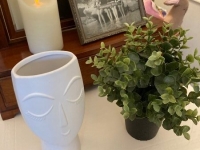 49c77349-b9ca-4865-a8f3-3175f3a24b43