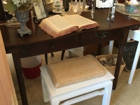 Vintage Mahog writing desk/vanity