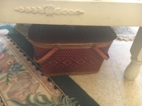  vintage picnic basket