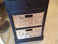 black-basket-table