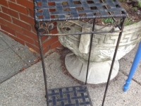 black-iron-table
