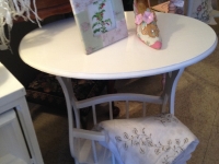 Oval Vintage Table