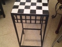 Checker plant stand