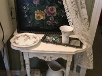 Sweet shabby chic table