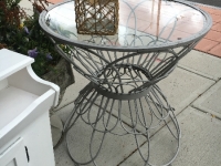 Metal table