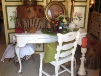 Gorgeous shabby chic table