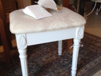 Sweet white bench