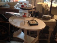 Oval table  