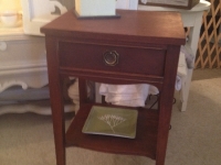 Mahog nightstand