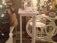 White slad sides plant stand