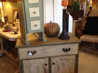 Nice cabinet/dry sink