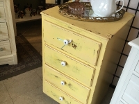 Shabby yellow cabinet !