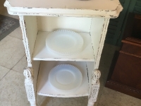 Loving this fabulous shabby chic piece