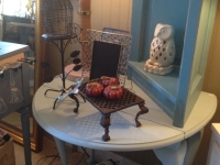 Vintage blue drop leaf