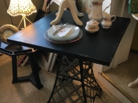 Fun Table !  Paris !