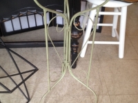 green-plant-stand