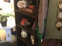 Mahog bookshelf