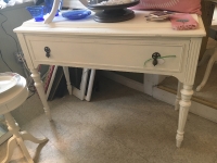 white console / hall table