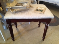 mahog-bench-small