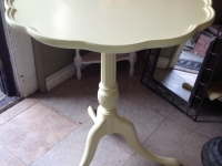 round-piecrust-yellow-table
