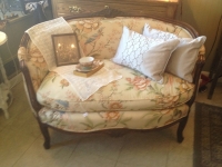 settee
