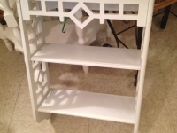 white-wall-shelf